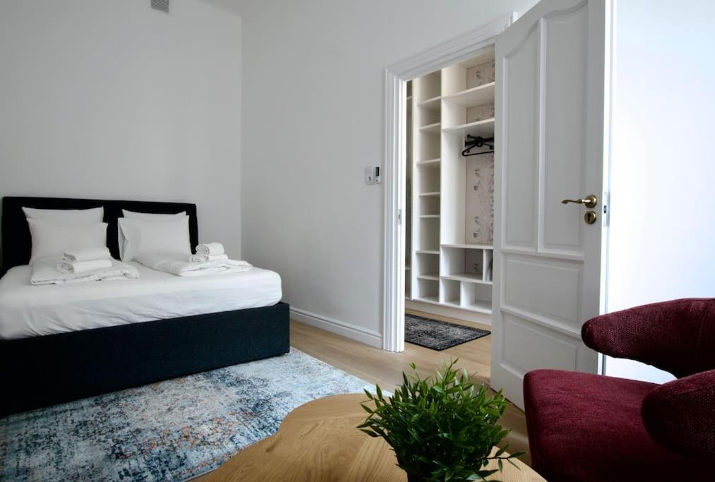 Premium Apartment By Hi5- Anker Apartment بودابست المظهر الخارجي الصورة